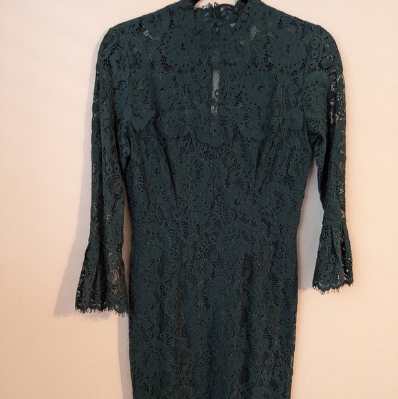 Lace Mermaid Green Dress - Picture 1 of 4